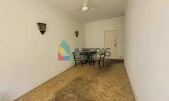 Imagem 3: APARTAMENTO EM COPACABANA 4QUARTOS EM RUA NOBRE OPORTUNIDADE!!