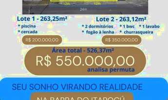 Imagem: Casa com piscina à venda na Barra do Itapocú