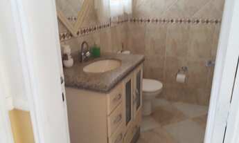 Imagem 7: Amparo imóveis-Duplex 5 quartos sendo 1 suíte com closet área gourmet e piscina-Araruama