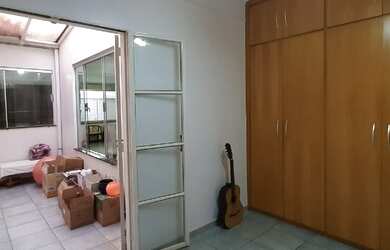 Imagem 7: Casa localizada no Bairro Vigilato Pereira, 03 quartos, 01 suíte, 03 vagas de garagem