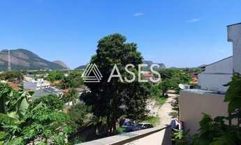 Imagem 2: Bela casa Primeira locação 3 quartos em rua fechada Rua do Buzin