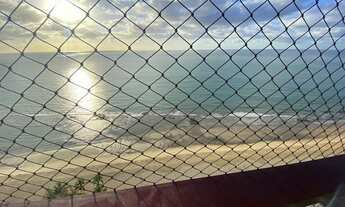 Imagem 2: Apartamento Beira mar para aluguel possui 50 metros quadrados com 2 quartos serviço de qua