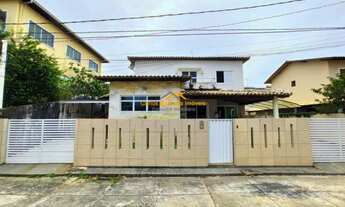 Imagem 3: Grande casa 4/4 ampla, com subsolo / grande área externa / condominio fechado