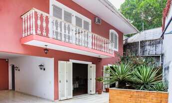 Imagem: Belíssima Casa em Laranjeiras, com 506m²