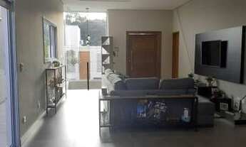 Imagem 2: Linda casa assobradada em Aldeia da Serra