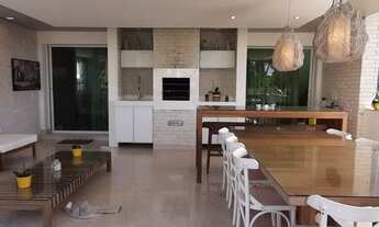 Imagem 6: Casa de condomínio sobrado para venda possui 450 metros quadrados com 4 quartos