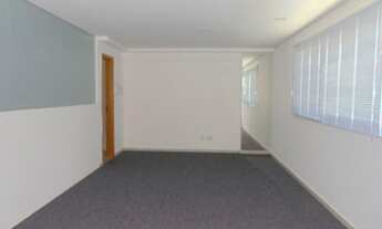 Imagem 4: Sala comercial no SIG - Office 300 - PARA LOCAÇÃO