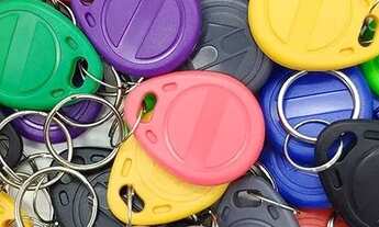 Imagem 2: Kit C/ 100 Pecas TAGS Controles de Acesso 125kHz Regravavel