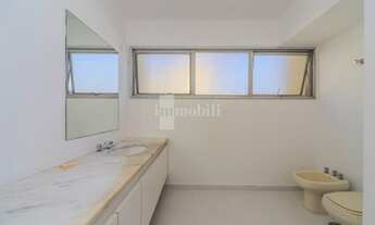 Imagem 6: APARTAMENTO Apartamento com 3 dormitórios