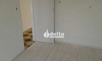 Imagem 7: Casa com 5 dormitórios para alugar, 45 m² por R$ 3.500/mês - Lidice - Uberlândia/MG