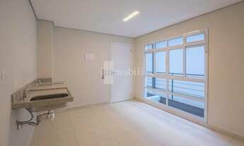 Imagem 6: Prédio todo reformado com 14 Studio e loja no térreo