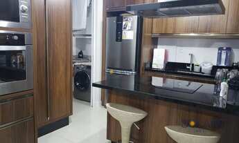 Imagem 7: Apartamento de 3 dormitórios (1 suíte) 5 vagas + 4 hobby boxes na Agronômica