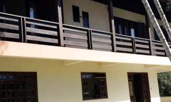 Imagem: Excelente casa de 2 pavimentos no Bairro