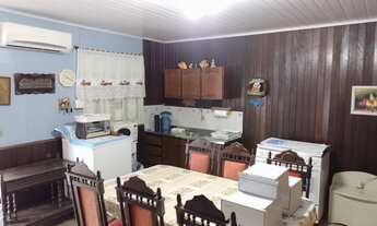 Imagem 7: Belíssimo sobrado, bem localizado no coração de Imbé