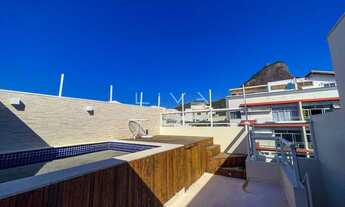 Imagem 2: Cobertura triplex completamente reformada na quadra da praia do Leblon!