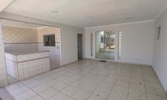 Imagem 5: Excelente sobrado com edícula para venda, com 400m2, no Jardim Santana em Araçatuba.- SP