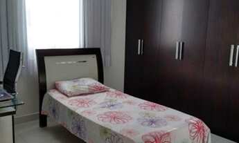 Imagem 5: Casa de condomínio para venda tem 370 metros quadrados com 5 quartos