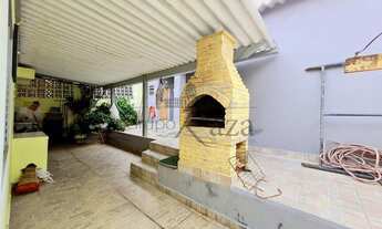 Imagem: Casa com Edícula no Parque Industrial