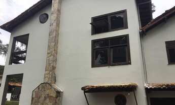 Imagem 7: Casa para venda tem 1300 metros quadrados com 6 quartos em Itaipava - Petrópolis - RJ