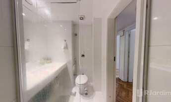 Imagem 5: Sol o dia todo. Metrô próximo. Apartamento com 3 quartos (1 suíte), vaga de garagem à vend