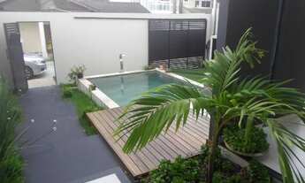 Imagem 3: Ótima casa duplex com três quartos, sendo um suíte com closet em Condomínio