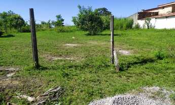 Imagem 4: Terreno na praia de Enseada dos Corais