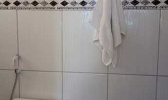 Imagem 2: Casa com edícula no Nova Jacareí com garagem coberta e Varanda