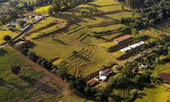 Imagem 3: Terreno de 3 alqueires a 15km do centro, com lago, silo e estábulos, Bairro do Menin, Brag