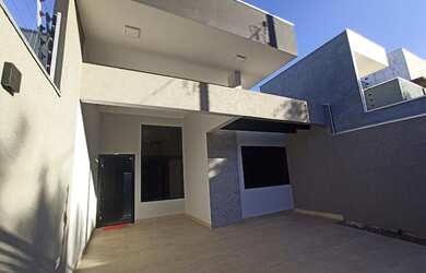 Imagem 4: Casa para venda possui 117 metros quadrados com 3 quartos em Jardim Higienópolis - Maringá