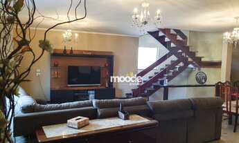 Imagem: Espaçosa casa com 03 dormitórios