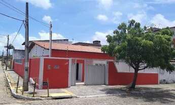 Imagem 3: Casa em Nova Parnamirim, 3 dorms. c/ suíte, ótima localização