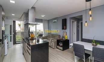 Imagem 3: Apartamento à venda, mobiliado, com 2 quartos sendo 1 suíte, sacada com churrasqueira, 1 v