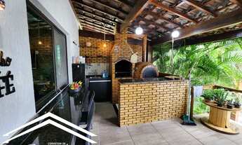 Imagem 4: Casa de condomínio com 450m² possuindo placa solar, toda mobiliada