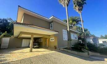 Imagem: Casa térrea, com pomar e muita área verde!