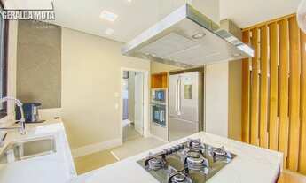 Imagem 4: Sobrado para venda tem 358 metros quadrados com 4 quartos