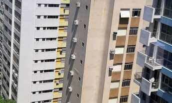 Imagem 3: 03 DORMITS.(02 SUÍTES), SALA EM "L", AMPLA VARANDA, VISTA/MAR, MOBILIA, AR. COND