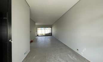 Imagem 3: Bosque dos Manacas- sobrado com quintal gramado! Somente venda - pronto para morar