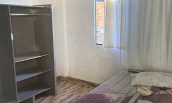 Imagem 2: Kitinet semi mobiliada