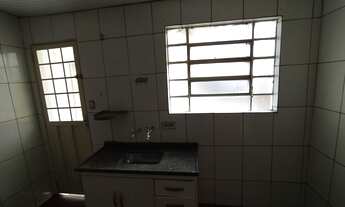 Imagem 7: VENDE-SE CENTRO Casa com 3 dormitórios