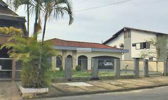 Imagem: Joinville - Casa Padrão - Bucarein