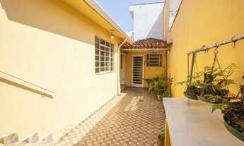 Imagem 2: Sobrado 02Quartos 02Vagas de Garag. 02Banheiros 01Salão de festas Cozinha com gás de rua Q