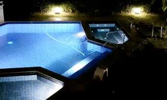 Imagem 5: Casa de condomínio para venda possui 473 metros quadrados com 4 quartos