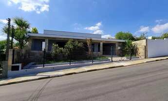 Imagem: Imóvel a venda em ponto comercial próximo