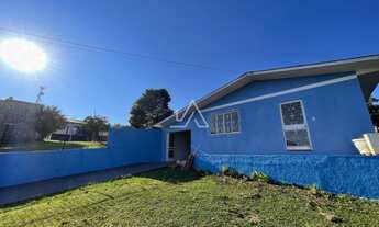 Imagem: AMPLA CASA DE 3 DORM COM UM AMPLO TERRENO