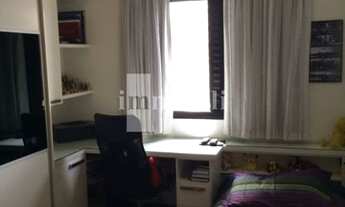 Imagem 7: APARTAMENTO Apartamento com 3 dormitórios