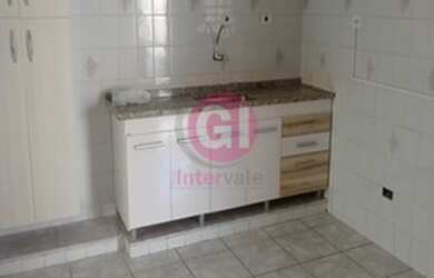 Imagem 7: CASA PARA LOCAÇÃO EM JACAREI 4 DORMITÓRIOS COM EDICULA