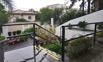 Imagem: São Paulo - Casa Comercial - PACAEMBÚ