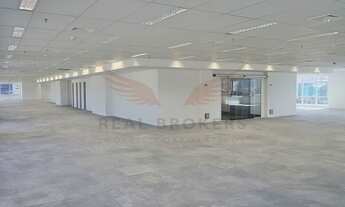 Imagem 7: Meia laje comercial para locação em Alphaville em edifício novo próximo a Rodovia Castelo