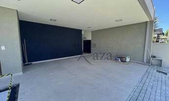 Imagem 2: Casa / Sobrado - Altos da Serra VI - 4 dormitório(3 suítes) - 240m²