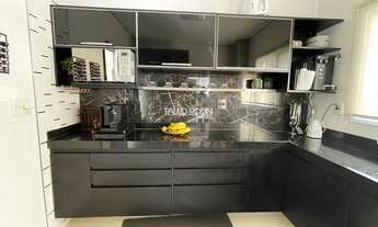 Imagem 7: Casa de Condomínio com 5 Quartos e 4 banheiros à Venda, 350 m² por R$ 2.200.000